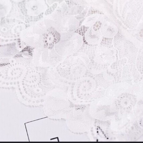 White lace padded bralette crop top S/M - Picture 7 of 8